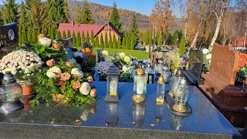 Setor funerário além do tradicional com modelos inovadores, aponta Tiago Oliva Schietti.