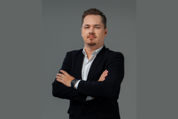 Daniel Mors